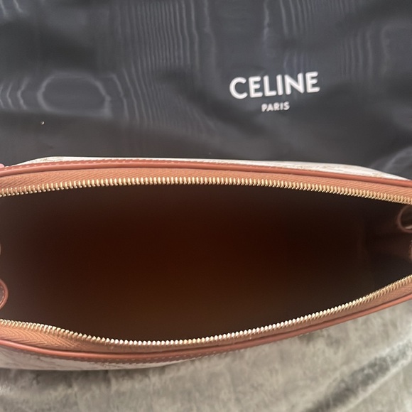 🚫SOLD🚫AUTHENTIC CELINE COSMETIC POUCH in Medium white Triomphe Canvas - Picture 8 of 10